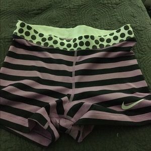 Women’s Nike Pro compression shorts M